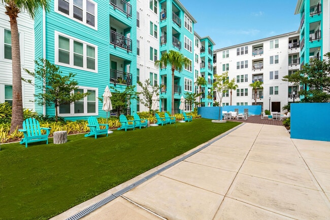 Building Photo - M2 at Millenia