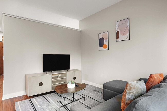 Building Photo - 1410 Nicollet Ave