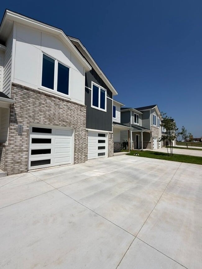Building Photo - 1036 Prestige Pl