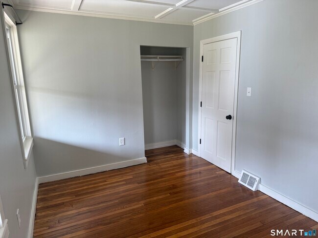 Foto del edificio - 159 Hickory St