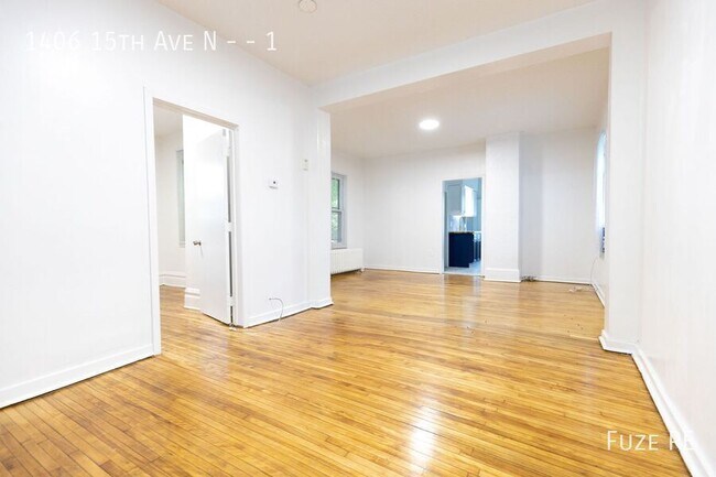 Foto del edificio - 1406 N 15th Ave