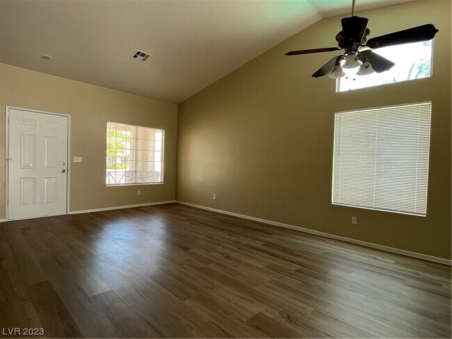 Foto del edificio - 4813 Sunbelt Ct
