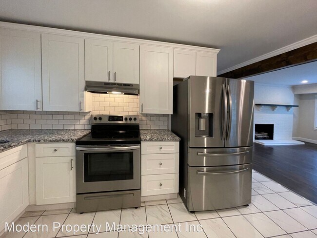 Building Photo - 4 br, 2.5 bath House - 464 Rookwood Parkway