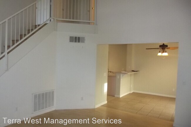 Foto del edificio - 8461 Majestic View Ave