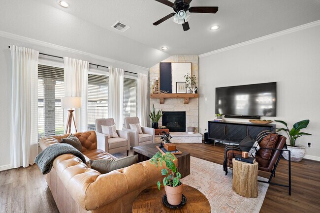 Foto del edificio - 19103 Heather Downs Ct