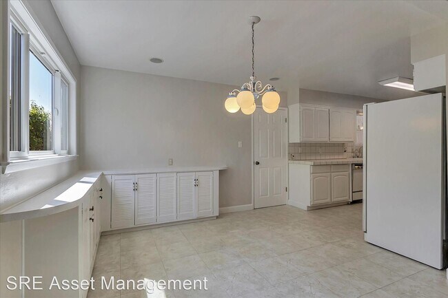 Foto del edificio - 3 br, 3 bath House - 2630 Media Way