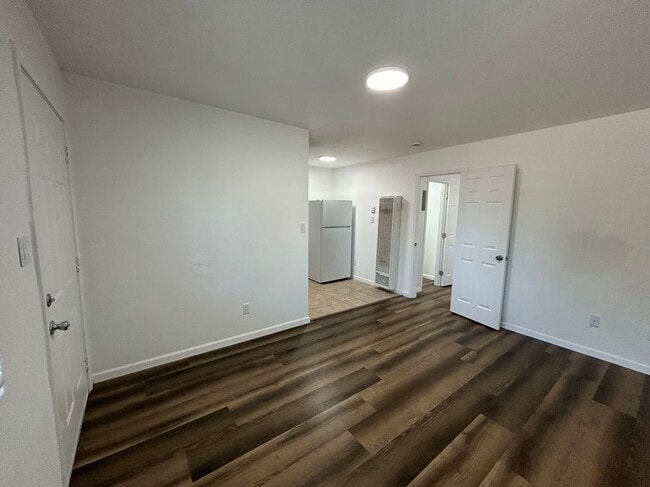 Building Photo - 600 Las Palmas Ave