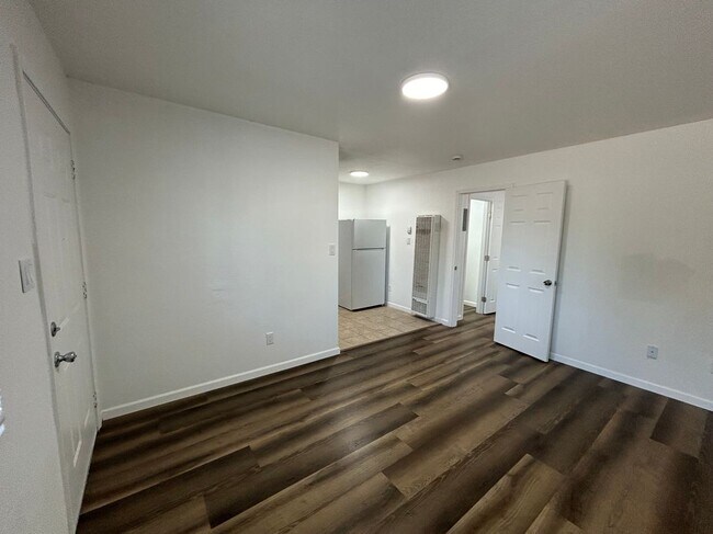 Foto del edificio - 600 Las Palmas Ave
