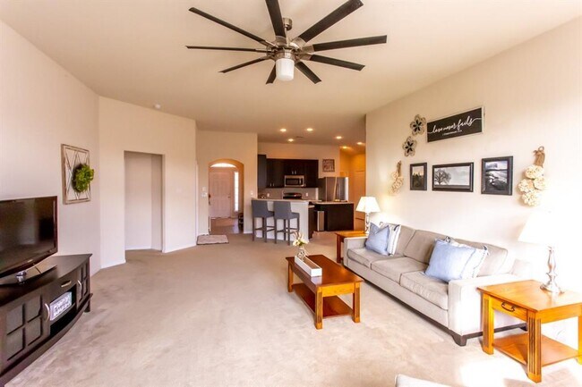 Building Photo - 9914 Knob Hollow Way
