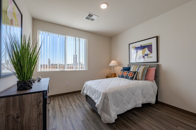 Foto del edificio - Overland Flats