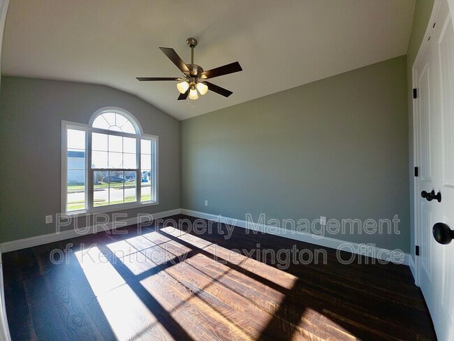 Building Photo - 106 John Davis Dr