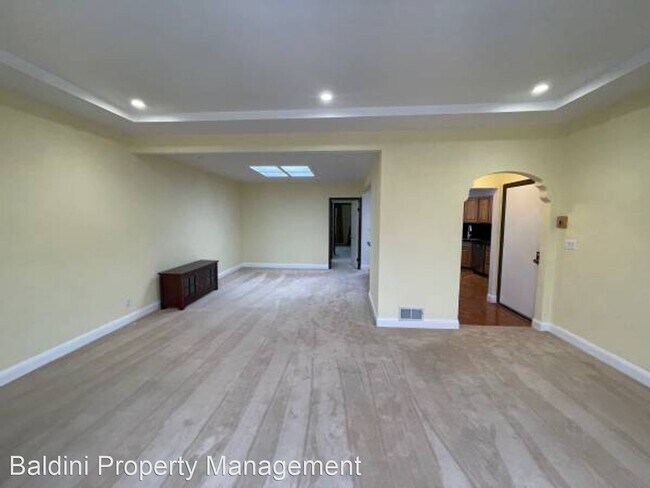 Building Photo - 2 br, 2 bath House - 162 Niagara