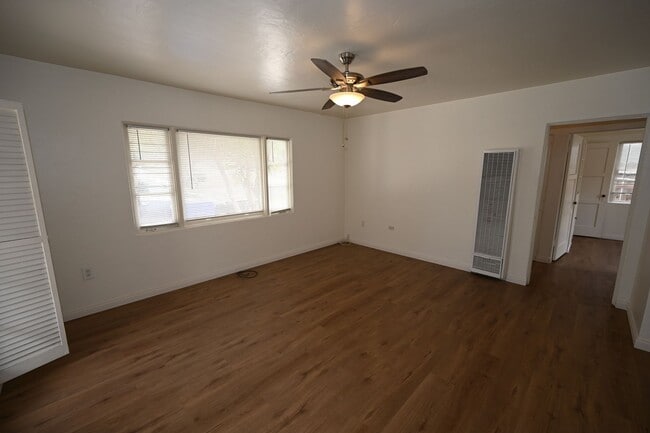 Building Photo - 1609 Diamond St