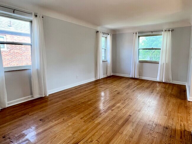 Foto del edificio - 4212 North Ave