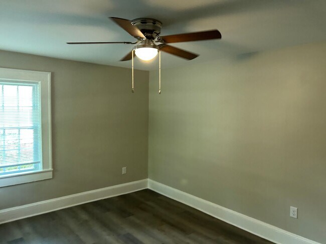 Foto del edificio - 5309 Cox Blvd NE