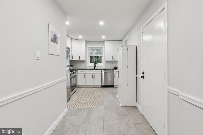 Foto del edificio - 3804 Fairmount Ave