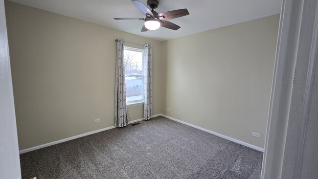 Bedroom 2 from Hallway - 3616 Squires Mill Rd