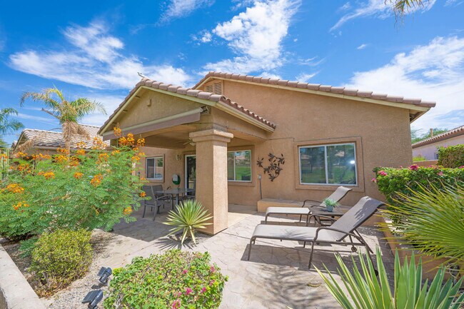 Building Photo - 45439 Shaugnessy Dr