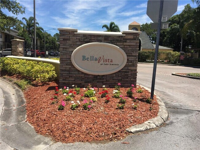 Foto del edificio - 10155 Sailwinds Blvd S