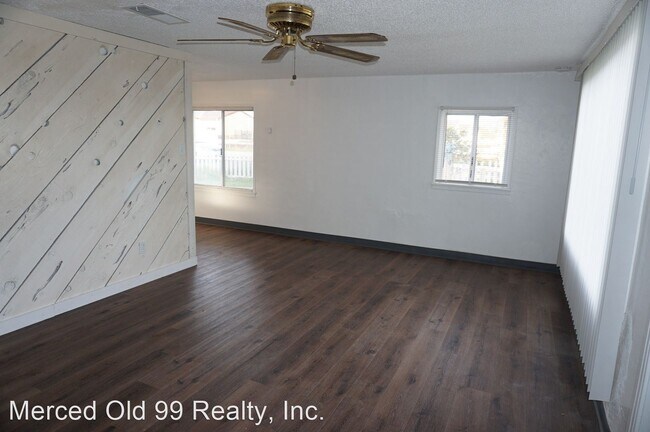 Foto del edificio - 2 br, 1 bath House - 2985 E Childs