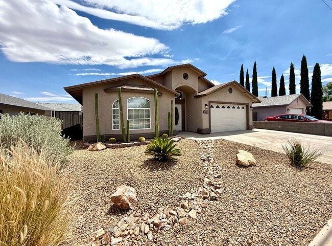 Building Photo - Charming Custom 3 Bedroom, 2 Bathroom Home...