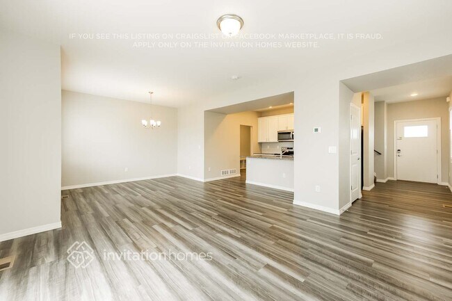 Foto del edificio - 11257 House Finch Ln