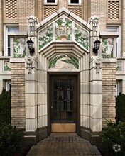 Building Photo - 2600 N Kimball Ave