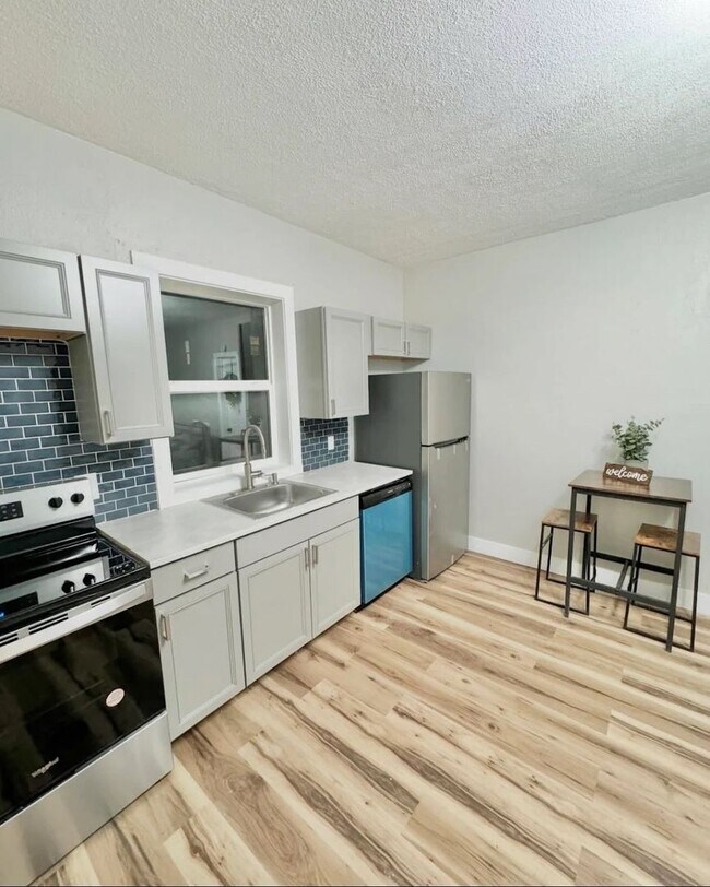 Foto del edificio - 719 W Colorado Ave