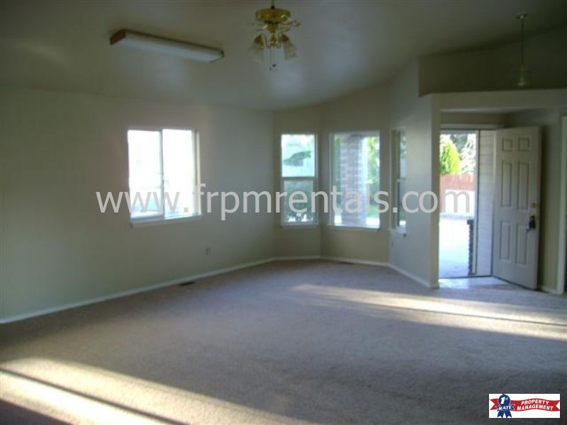 Building Photo - 2455 S Sea Pines Pl