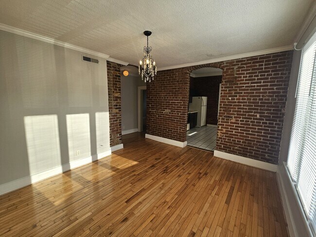 Foto del edificio - 607 Lindsay St