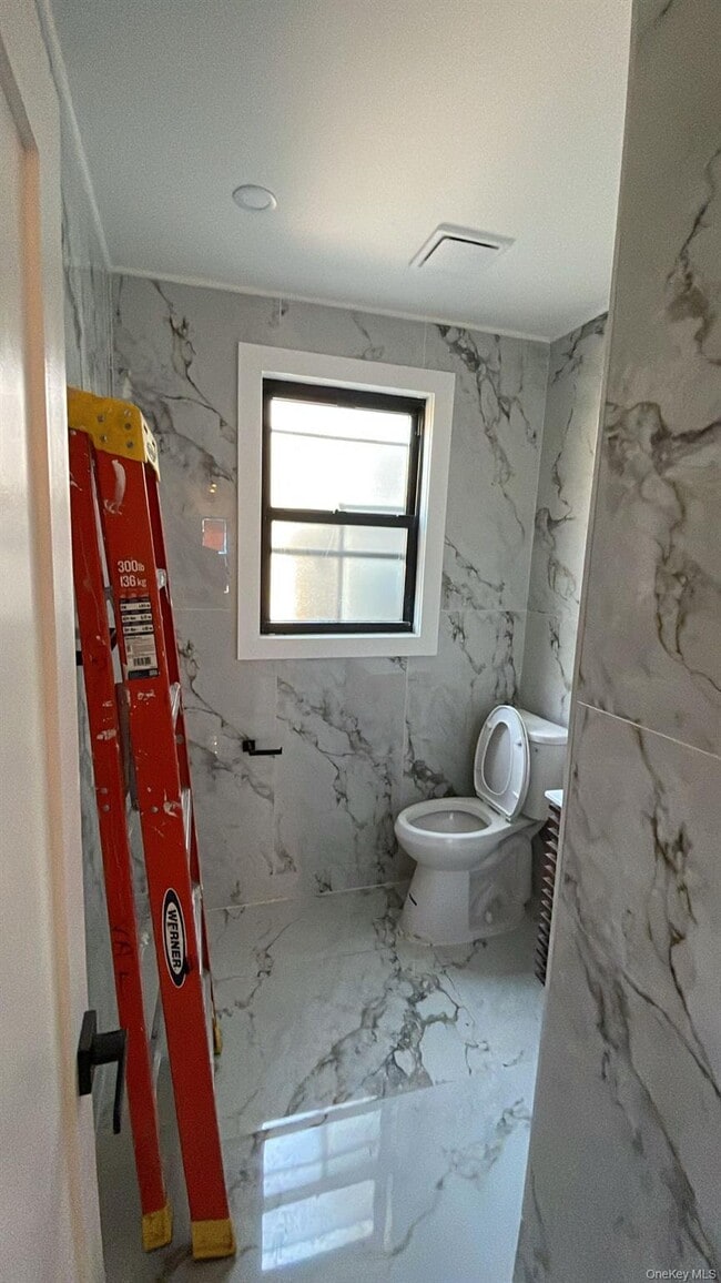 Foto del edificio - 685 E 132nd St