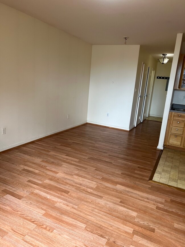 Photo - 2324 Dean St Townhome