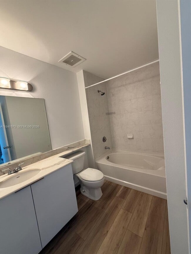 Building Photo - 234 NE 3rd St