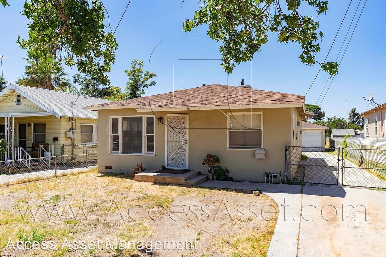 Primary Photo - 3 br, 1 bath House - 2840 N F St