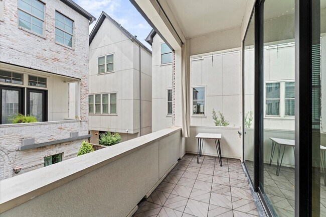 Foto del edificio - 4053 Leeland St