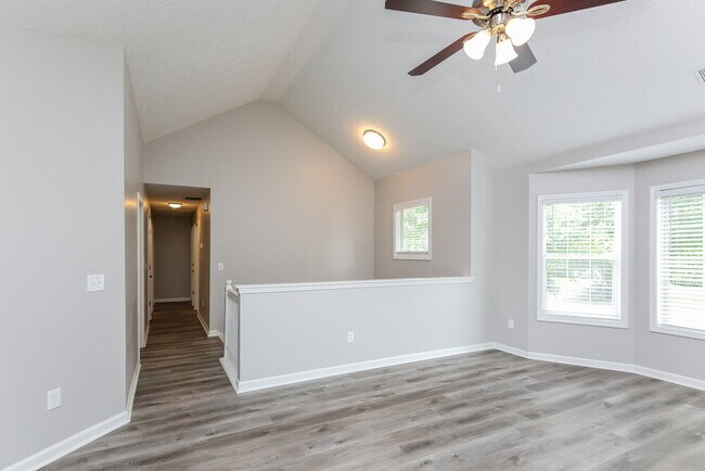 Building Photo - 680 Josh Ln