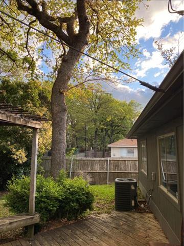Foto del edificio - 1123 Cardinal Oaks Dr