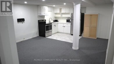 Building Photo - 1556 Dellbrook Ave