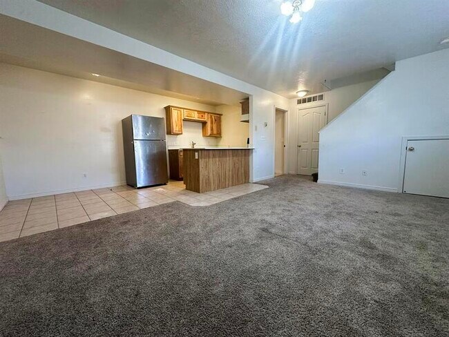 Building Photo - 1710 W 100 N