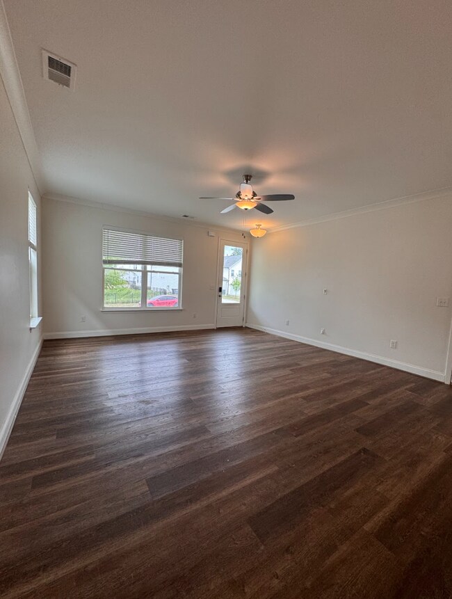 Foto del edificio - Modern Living Near Swamp Rabbit Trail | Travelers Rest, SC