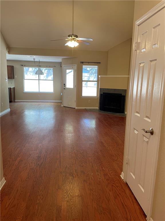 Foto del edificio - 8003 Willet Trail