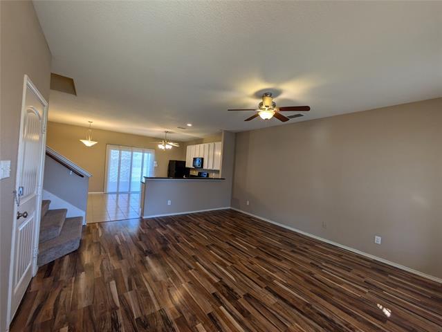 Foto del edificio - 4115 Indian Paintbrush Ln