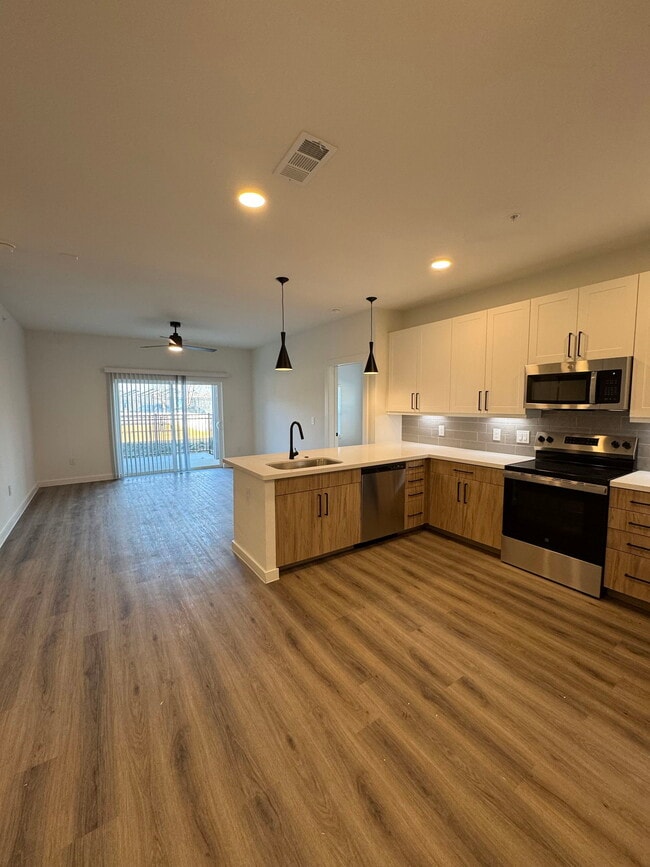 Photo - 701 Saginaw Sq Blvd Apartment