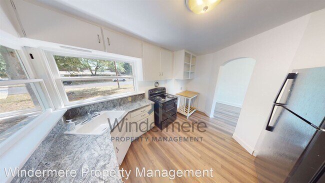 Foto del edificio - 2 br, 1 bath House - 25 E. Morton