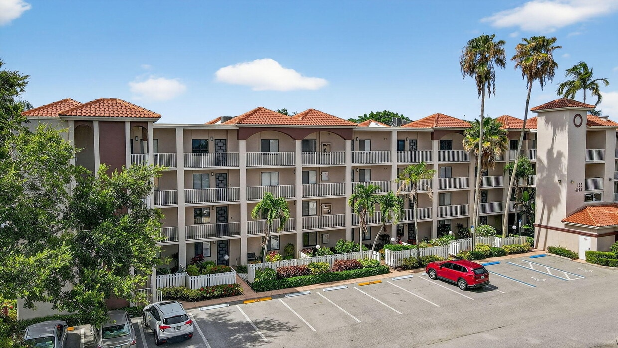 Primary Photo - 6193 Pointe Regal Cir
