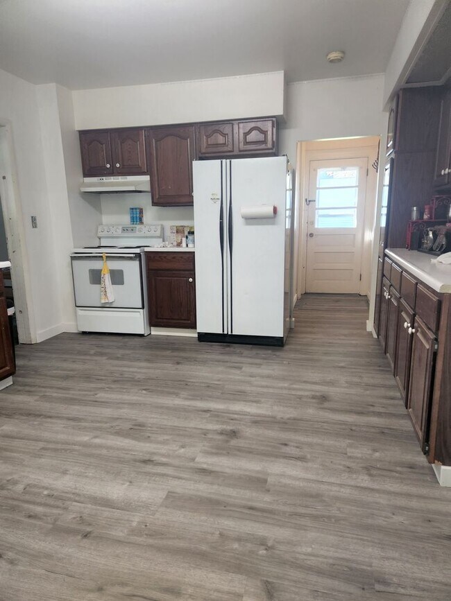 Foto del edificio - 319 N Warren Ave