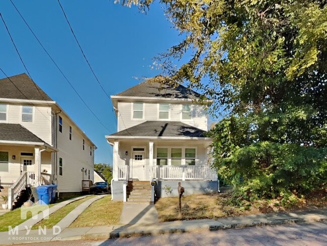 Building Photo - 629 Windsor St SW