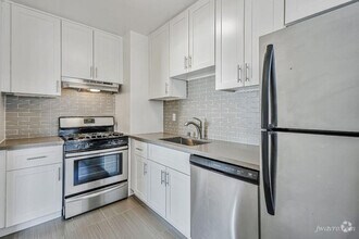 Building Photo - 50 Terra Vista Ave