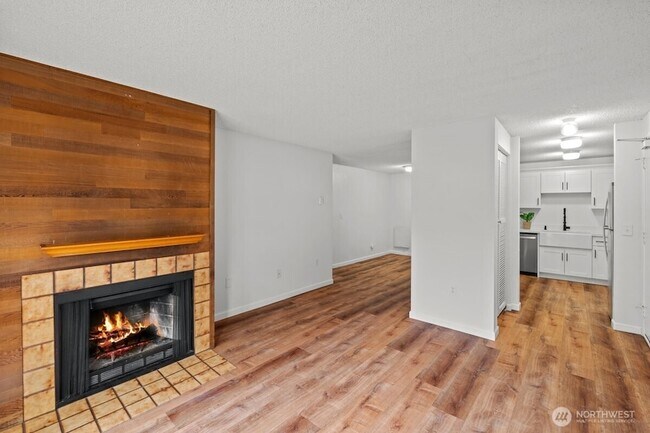 Foto del edificio - 1150 Sunset Blvd NE