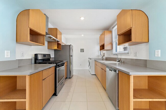 Foto del edificio - 1858 Westerly Terrace